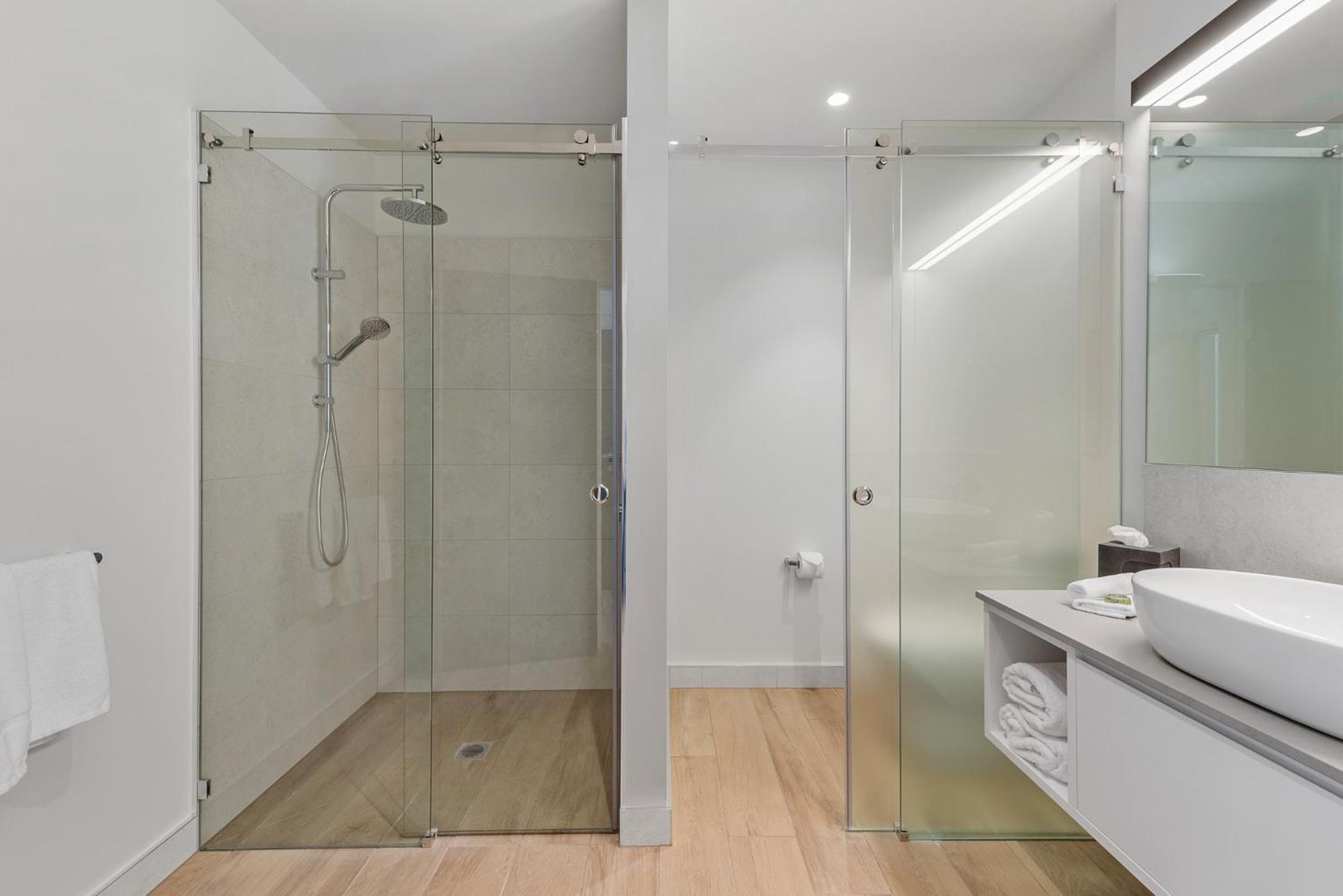 فندق Peppers Silo لونسيستون المظهر الخارجي الصورة A shower enclosure