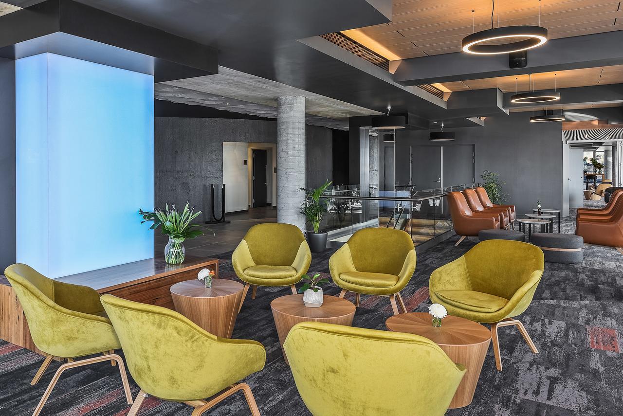 فندق Peppers Silo لونسيستون المظهر الخارجي الصورة The lounge at the airport